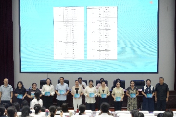 【長田動態(tài)】?政企攜手共育家風(fēng) 榜樣引領(lǐng)向陽而行 ——濟(jì)陽區(qū)家庭教育提升工程推進(jìn)會暨全國道德模范宣講活動圓滿舉行