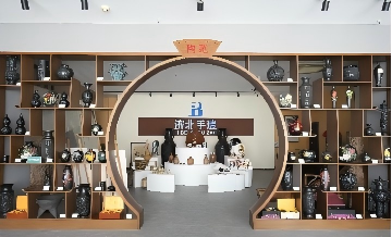 【長田動態(tài)】濟(jì)北手造展廳煥新升級：傳承非遺文化 助力鄉(xiāng)村振興