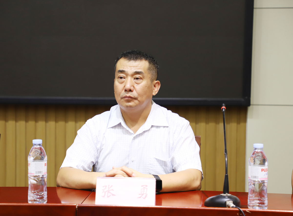 長(cháng)田實(shí)業(yè)傾情捐資 助力學(xué)子圓夢(mèng) 愛(ài)暖金秋